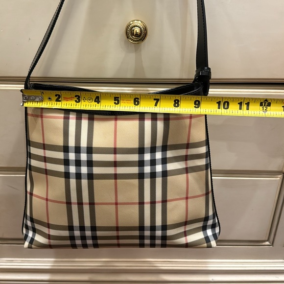 Burberry bag - Picture 5 of 6